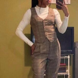 SHEIN Brown Plaid Vest and Pants Set with Tailored Silhouette